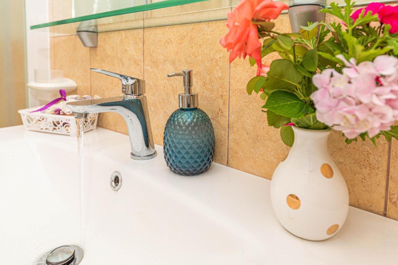 Apartments Villa Nea Leona トロギール エクステリア 写真