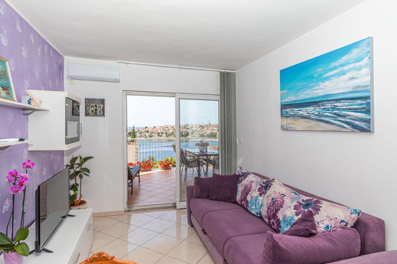 Apartments Villa Nea Leona トロギール エクステリア 写真