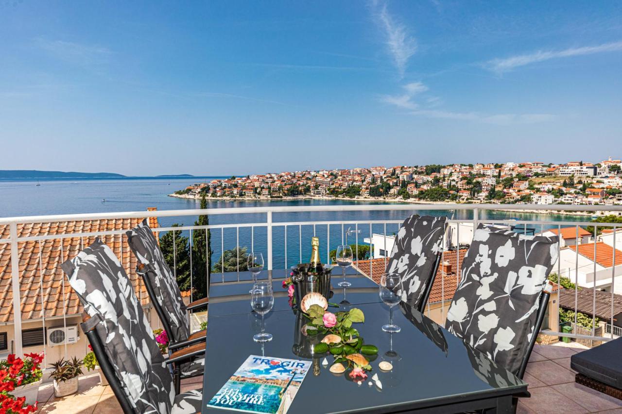 Apartments Villa Nea Leona トロギール エクステリア 写真
