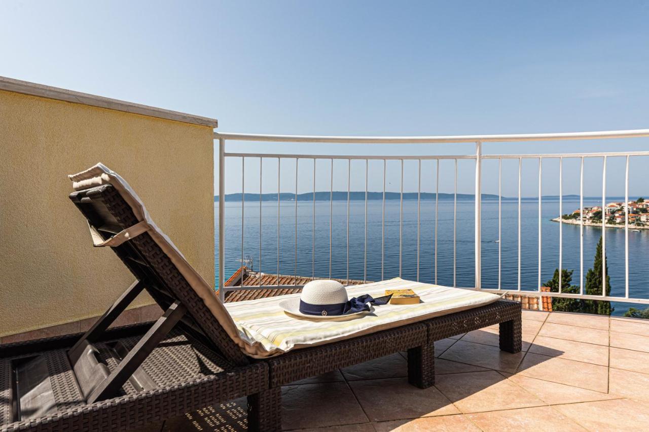 Apartments Villa Nea Leona トロギール エクステリア 写真