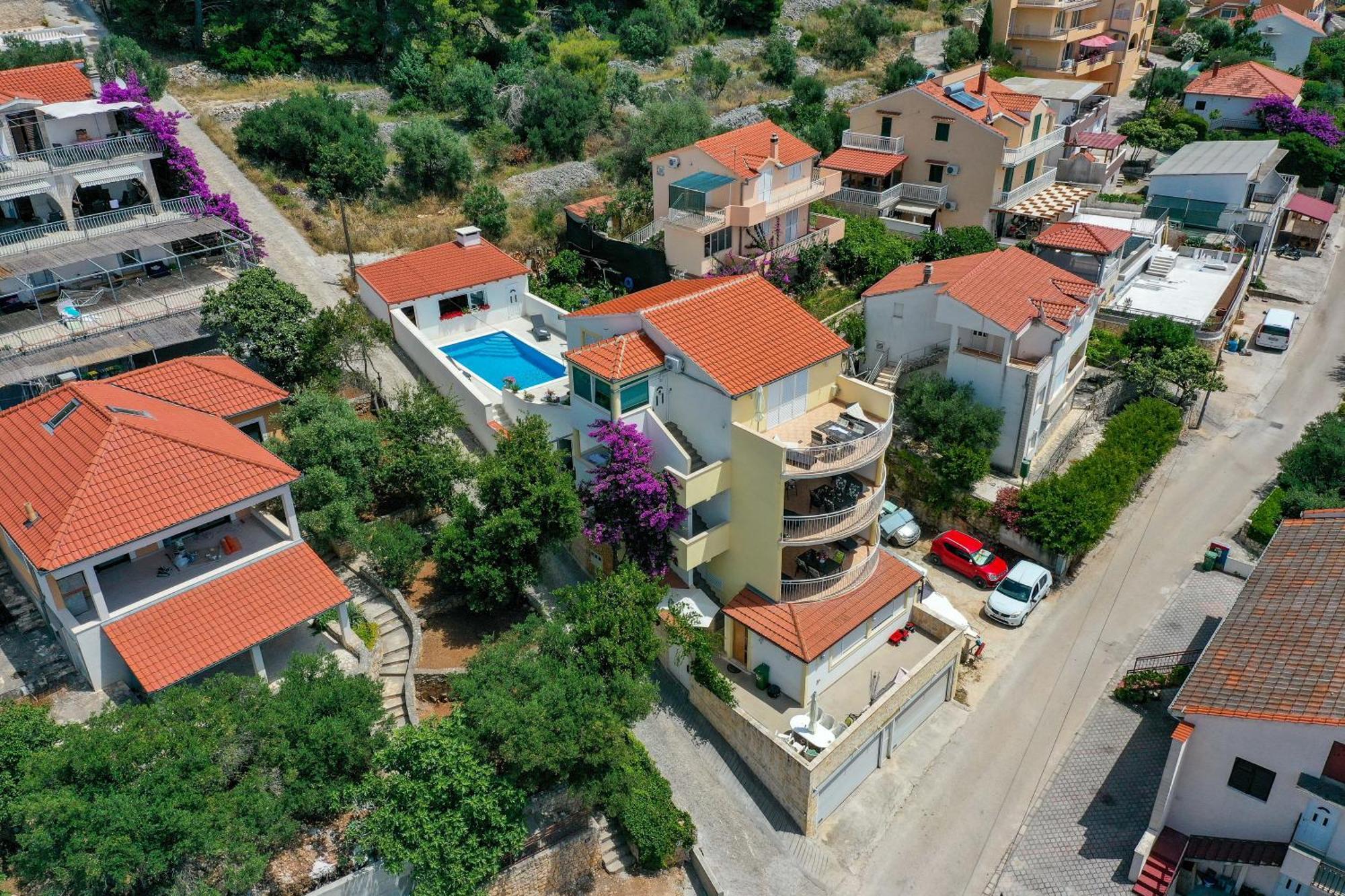 Apartments Villa Nea Leona トロギール エクステリア 写真